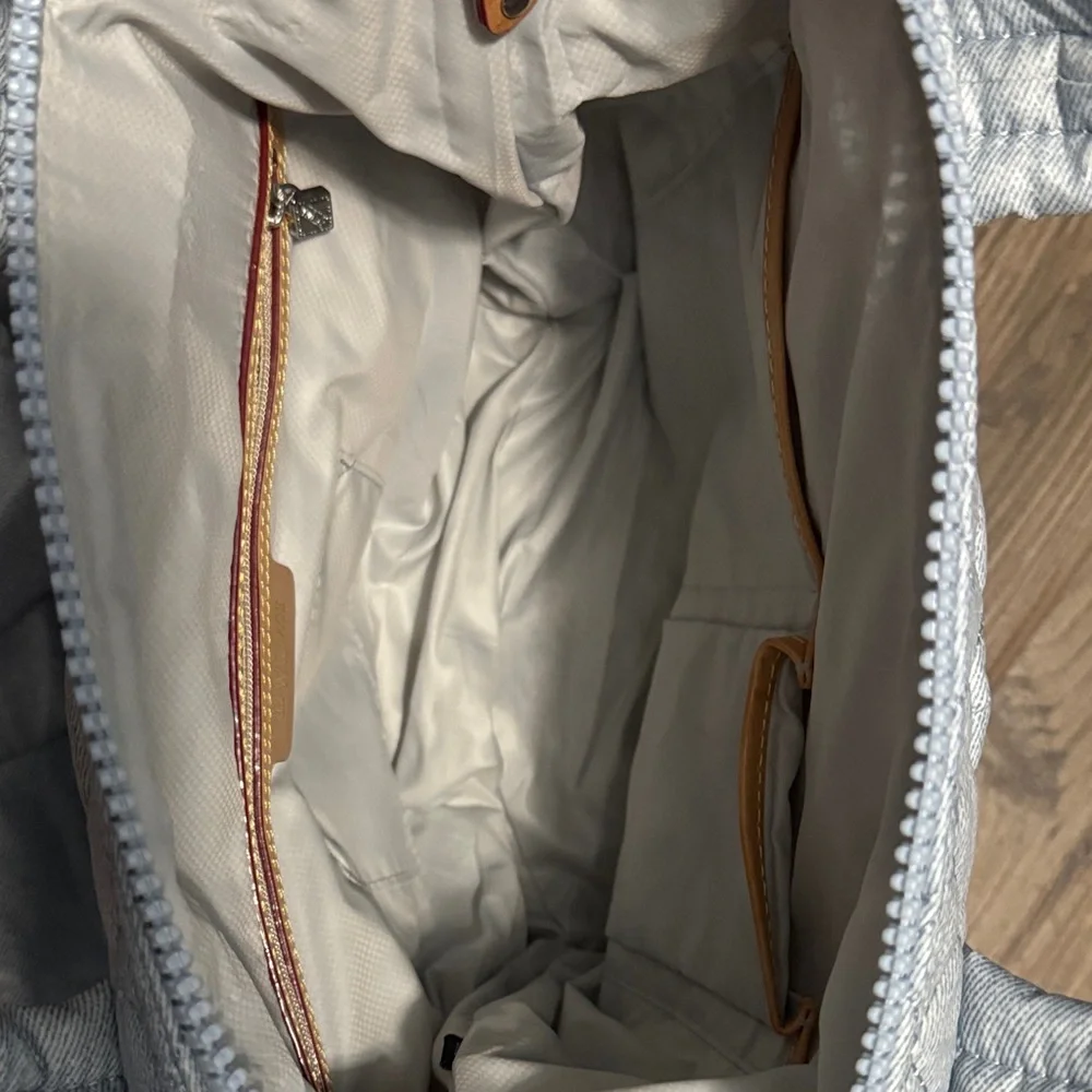 MZ Wallace Small Sutton Deluxe Quilted Crossbody Bag - Picture 5 of 5